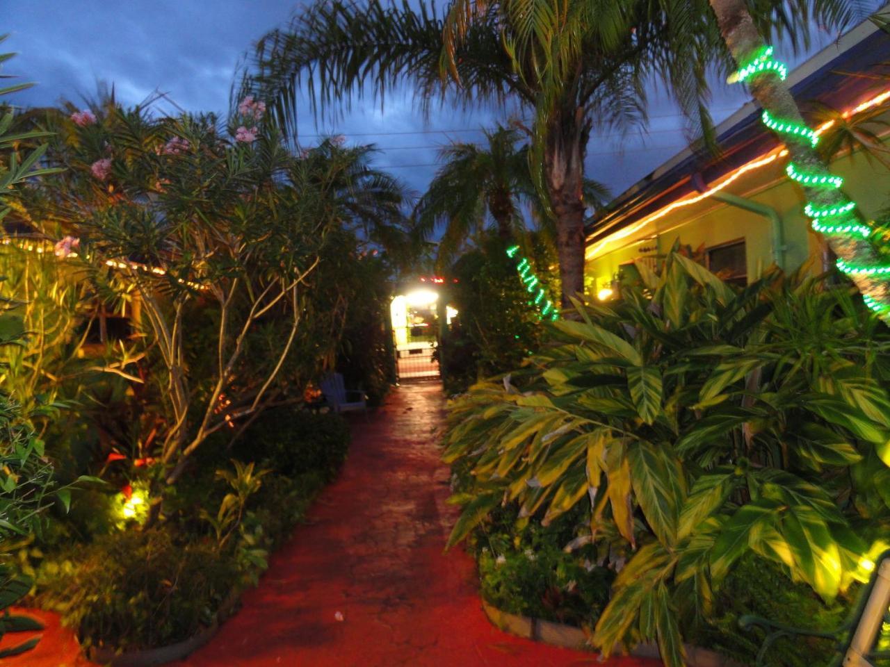 Affordable Beach Condos - One Bedroom Dlx Condos St. Pete Beach Exterior photo