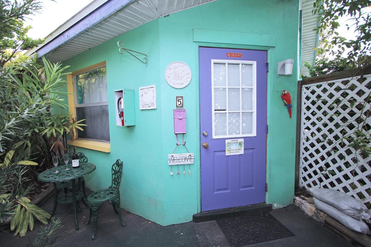 Affordable Beach Condos - One Bedroom Dlx Condos St. Pete Beach Exterior photo