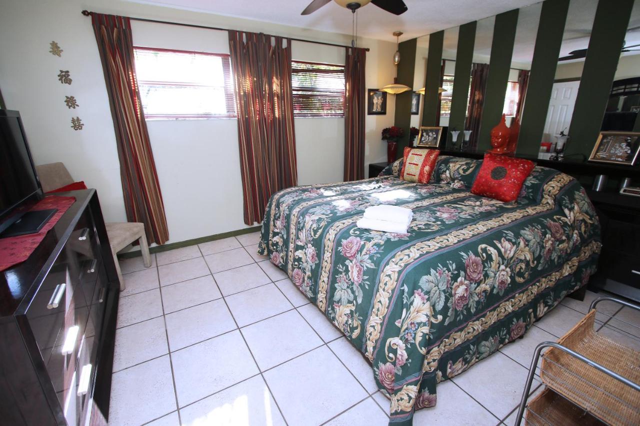 Affordable Beach Condos - One Bedroom Dlx Condos St. Pete Beach Exterior photo